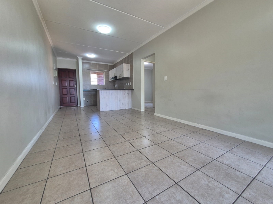 To Let 2 Bedroom Property for Rent in Protea Heights Western Cape